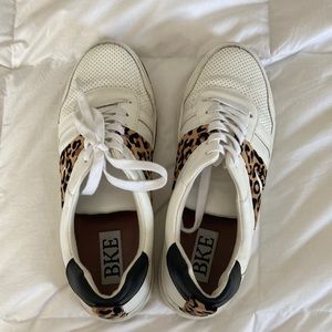 BKE leopard tennis shoes size 8